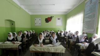 “İslam Dini Kadının Eğitimini Yasaklamıyor”