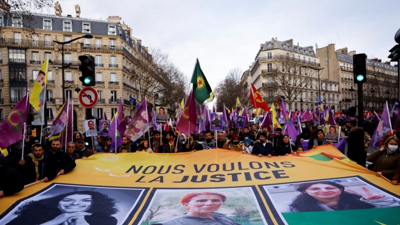 Paris Cinayetleri 10’uncu Yılında Anıldı