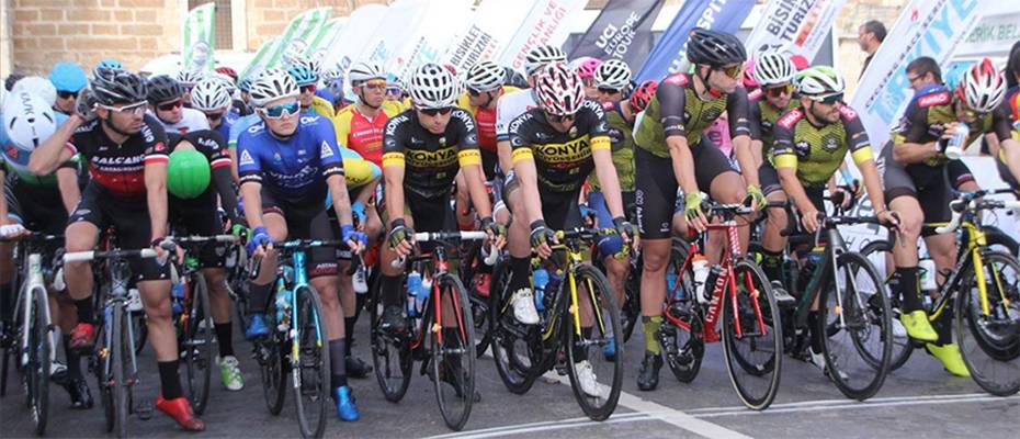 Türkiye Kış Bisiklet Yarışları serisi Aspendos’ta başladı