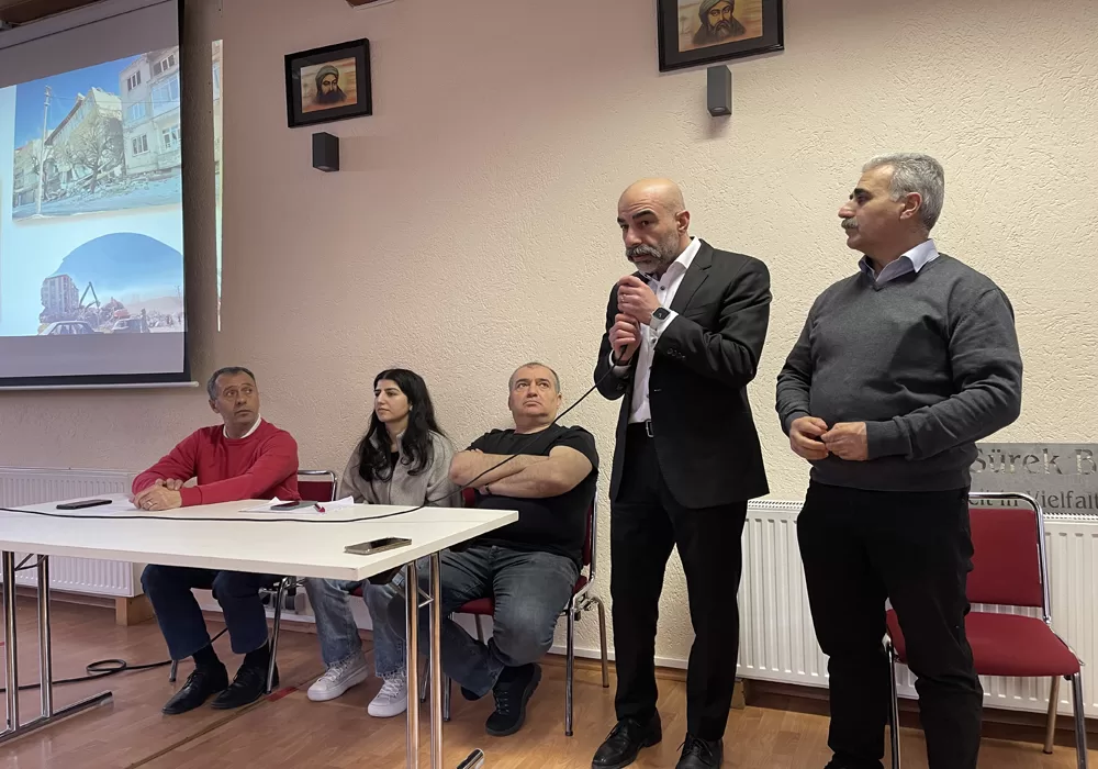 "Devletin yapacaklarını Cemevleri yerine getiriyor"