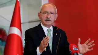 Kılıçdaroğlu: “Seccadeyi Görmedim, Operasyon Yapıyorlar”