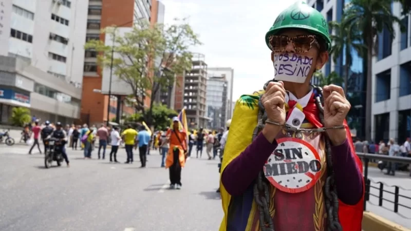 Venezuela’da basın üzerindeki baskılar devam ediyor