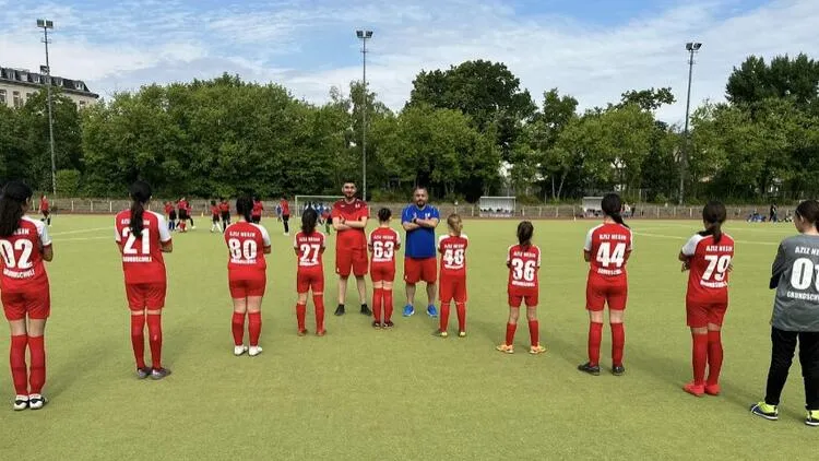 Şampiyonada depremzedeleri unutmadılar