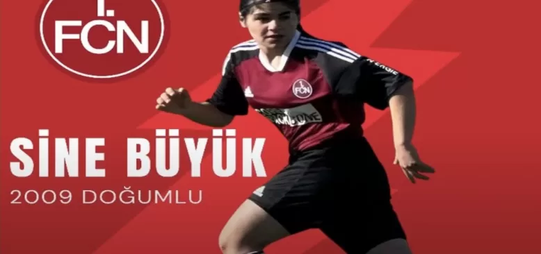 Futbolcu Türk kızı Sine 