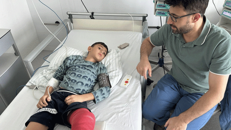 Çarptı, üzerinden geçti ve kaçtı