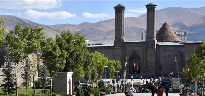 2025 EİT Turizm Başkenti seçilen Erzurum yazın da turistleri ağırladı