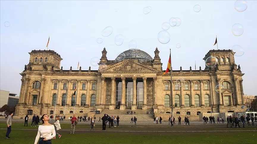 Almanların yüzde 79'u hükümetin icraatından memnun değil
