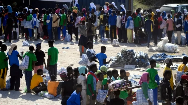 Lampedusa adasına göç dalgası AB’yi böldü