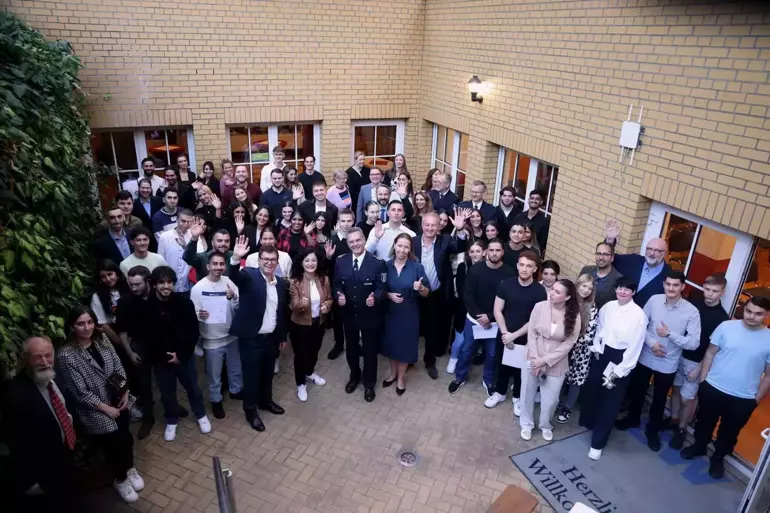 Senatör Kızıltepe: Birçok iş alanında boşluk var, bundan yararlanın