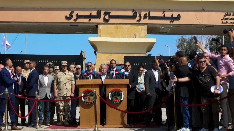 Guterres Refah sınır kapısını ziyaret etti, yardım akışının başlaması çağrısı yaptı