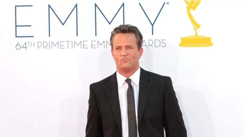 Friends dizisinin yıldızı Matthew Perry yaşamını yitirdi