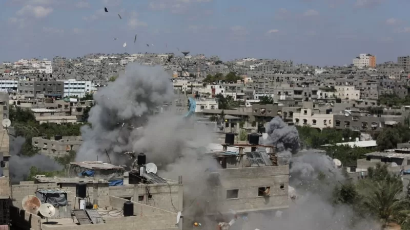 “İsrail hava saldırıları Gazze’nin kuzeyindeki Cebaliye mülteci kampında 50 kişiyi öldürdü”