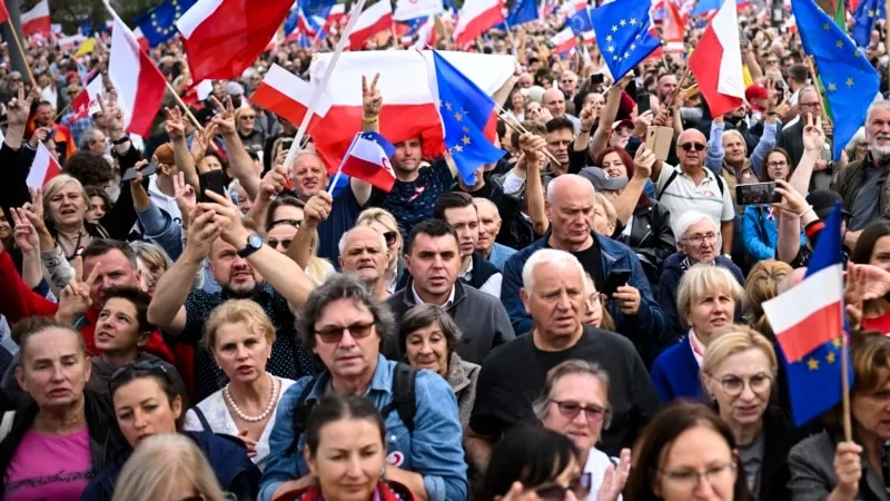 Polonya Pazar günü seçime gidiyor
