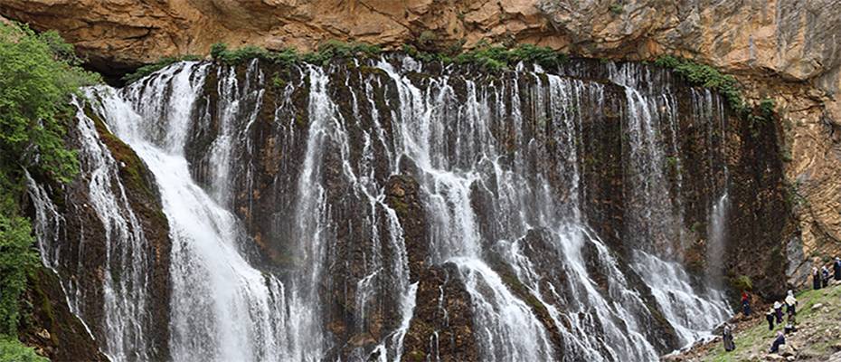 Şelaleleriyle ziyaretçi çeken Yahyalı turizmde hedef büyüttü