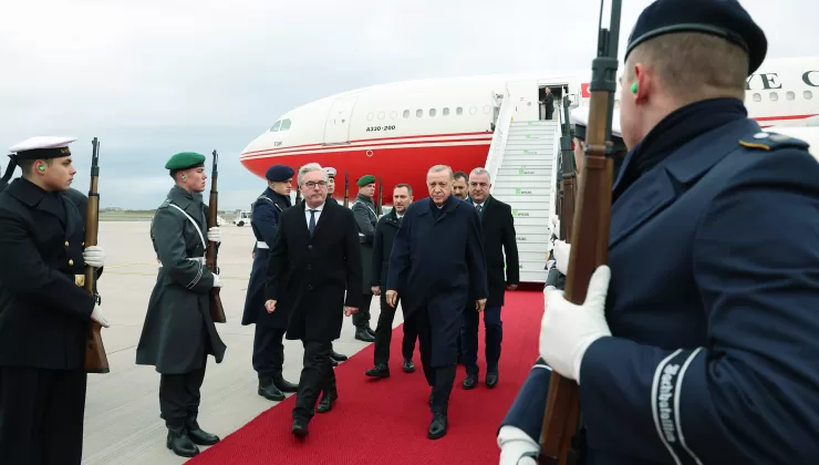 Cumhurbaşkanı Erdoğan, Almanya’ya geldi