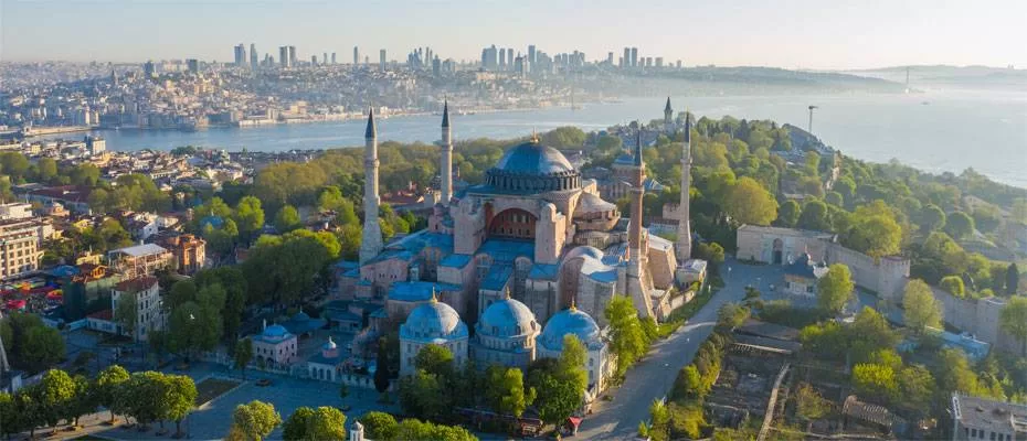 İstanbul’un yılın 9 ayında ağırladığı yabancı ziyaretçi sayısı 13 milyonu geçti