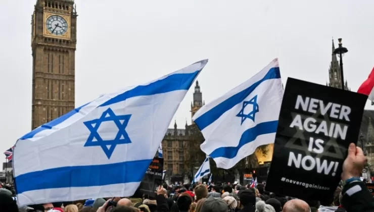Londra’da onbinler Yahudi düşmanlığına karşı yürüdü