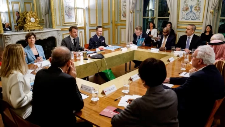Macron ve Müslüman ülke dışişleri bakanları Elysee Sarayı’nda ne konuştu?