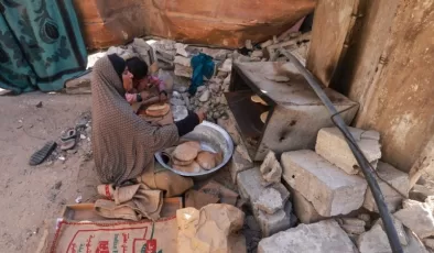 Gazze’de açlık artıyor; BM Mısır’a toplu göç uyarısında bulunuyor