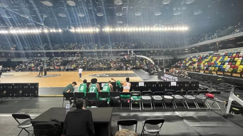 Maça 5 kişi çıkan Bursa Uludağ Kadın Basketbol takımıyla ilgili İngiltere: "Hızlı vizeye başvurulmadı"