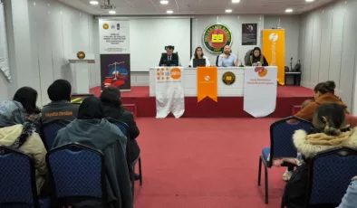 Sığınmacılara haklarını öğretmek için Diyarbakır’da toplantı
