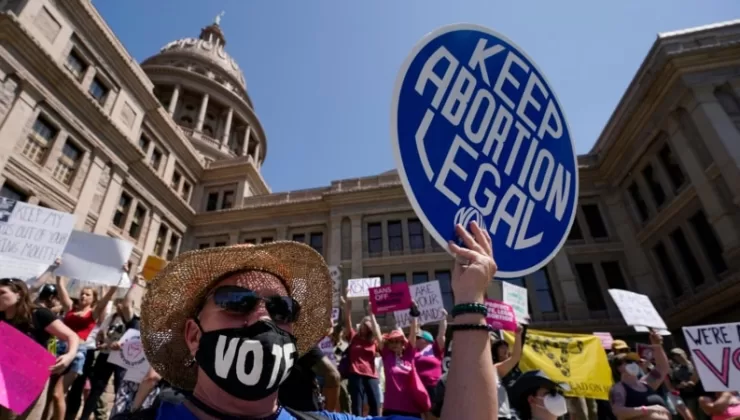 Teksaslı kadının acil kürtajı yeniden engellendi, tartışmalar büyüyor