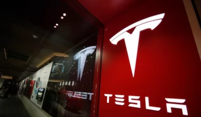 Tesla Otopilot sisteminin onarımı için Amerika’da satılan araçların neredeyse tamamını geri çağırıyor