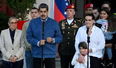 Venezuela, Cumhurbaşkanı Maduro’nun sağ kolu Alex Saab karşılığında 10 Amerikalı’yı serbest bıraktı