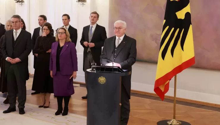 Frank-Walter Steinmeier: 2024 yılı demokrasi için sınav yılı olsun