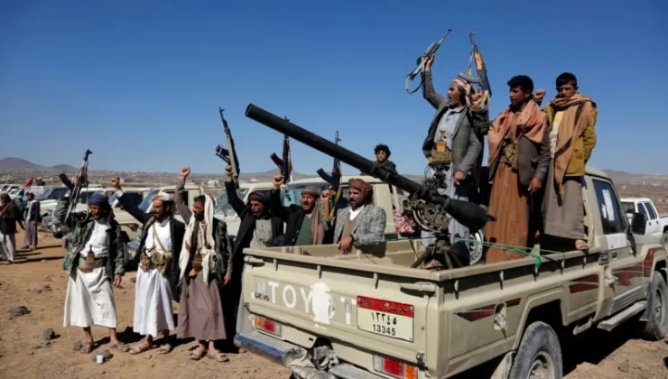 ABD Yemen’deki Husiler’i “küresel terör grubu” listesine aldı