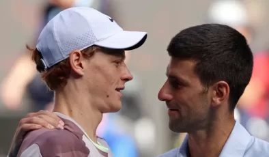 İtalyan tenisçi Sinner, Djokovic’i tahtından indirerek Avustralya Açık finaline çıktı