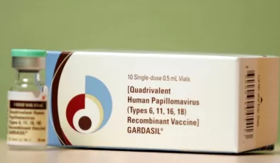 Kadınlar devletten “HPV aşısı” hakkı talep ediyor