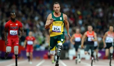 Kız arkadaşını öldüren eski paralimpik atlet Oscar Pistorius 11 yıl sonra şartlı tahliye edildi