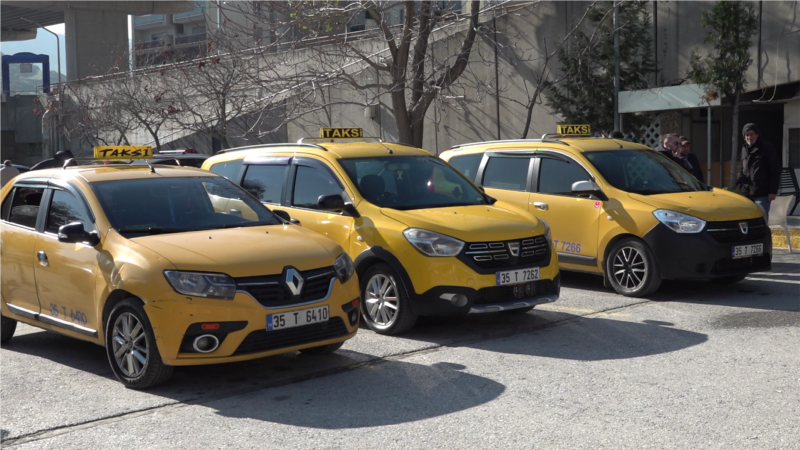 Minibüsçüler ve taksiciler akaryakıt zamlarından dertli
