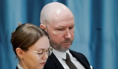 Norveçli katil Breivik, hapishaneki tecridine son verilmesini istiyor