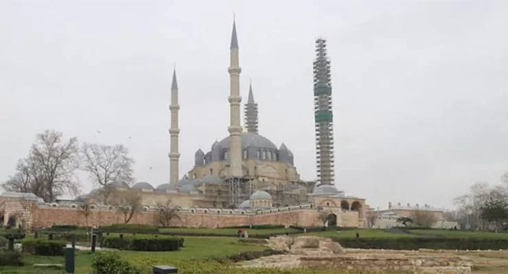 Restorasyondaki Selimiye Camisi geçen yıl çok sayıda ziyaretçi çekti