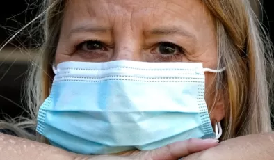 Solunum yolu enfeksiyonlarına karşı uzmanlardan aşı, maske, mesafe uyarısı