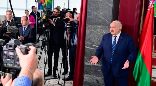 Belarus’ta sıkı denetim altında seçimler yapıldı, gözlemcilere izin verilmedi