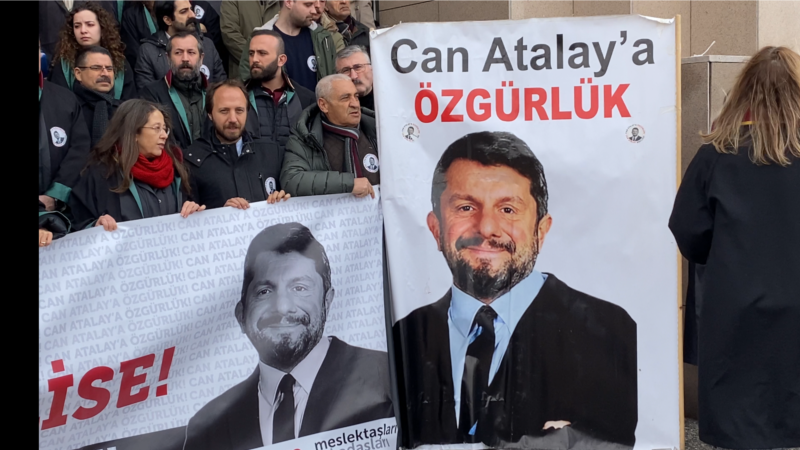 “Demokrasiye ve çocuklarınıza sahip çıkın, Anayasa yoksa herkes tehdit altındadır”