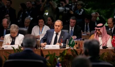 G-20 toplantısında Rusya Dışişleri Bakanı Lavrov Ukrayna eleştirilerini dinledi