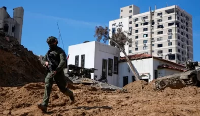 Gazze’nin güneyi Refah’a saldırı planı yapan İsrail’e baskı artıyor