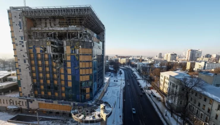 Ukrayna’nın ikinci büyük kenti Harkiv Rus füzelerine direniyor