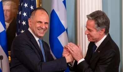 Yunanistan Dışişleri Bakanı Yerapetritis ve Blinken Washington’da “işbirliği” mesajları verdi