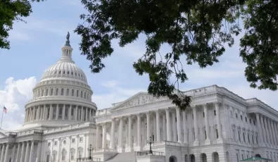 “ABD Kongresi üyeleri hükümetin kısmen kapanmasının önüne geçecek geçici bütçe tasarısında ön anlaşmaya vardı” 