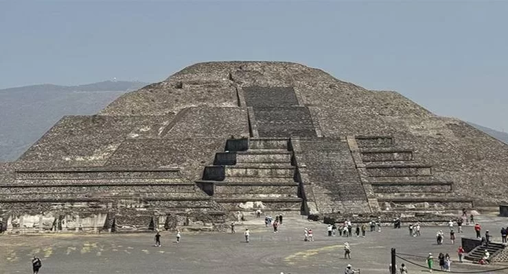 Meksika’nın gizemini koruyan Teotihuacan piramitlerine yılda 2 milyona yakın ziyaretçi