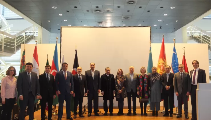 Berlin`de 10 Büyükelçiliğin katılımı ile Nevruz kutlandı