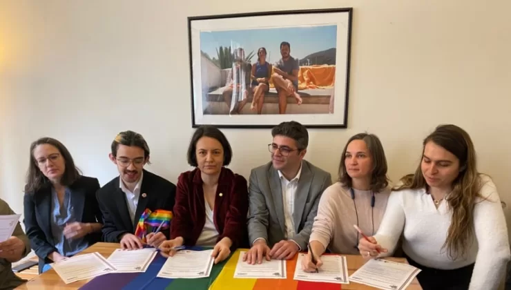 Yerel yönetim adayları ‘LGBTİ+ Dostu Belediyecilik Protokolü’nü imzaladı