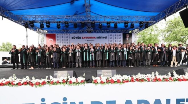 Avukatlar: “Türkiye Anayasasızlaşma yolunda”