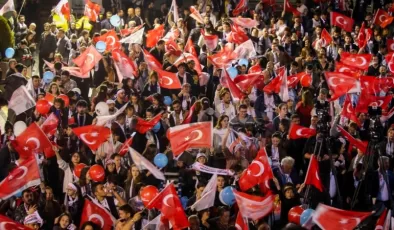 Bahçeli’den Akşener’e “çekilme” çağrısı; Erdoğan’dan partililere “seçimlerin muhasebesini yapıyoruz” güvencesi