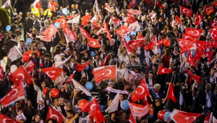 Bahçeli’den Akşener’e “çekilme” çağrısı; Erdoğan’dan partililere “seçimlerin muhasebesini yapıyoruz” güvencesi